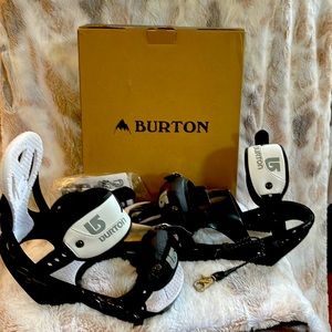 Burton snowboard bindings Small